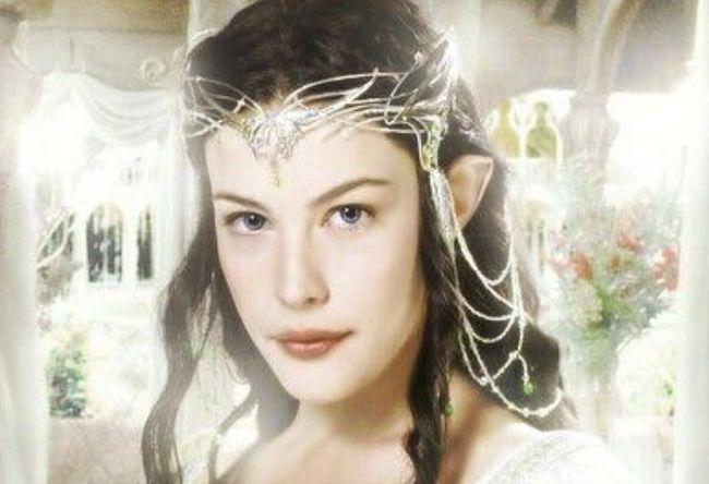 她是《指环王》的精灵公主,美丽动人高贵优雅,今41岁魅力依旧